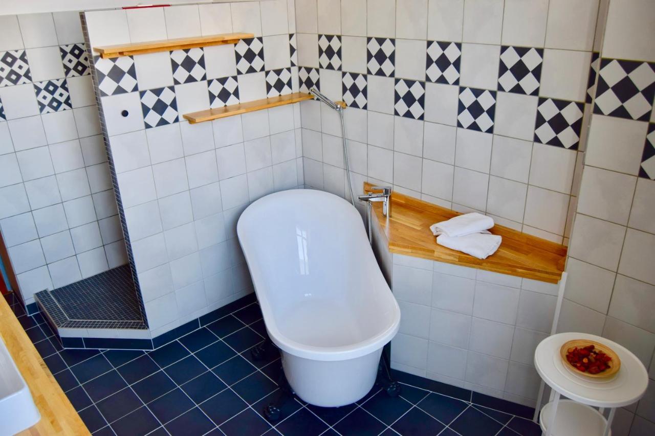 Chambres D'Hotes Le Clos Des Marronniers Douvres-la-Délivrande Exterior foto